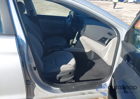 2018 Hyundai Elantra Sel из США, поврежденный, VIN 5NPD84LF7JH369900